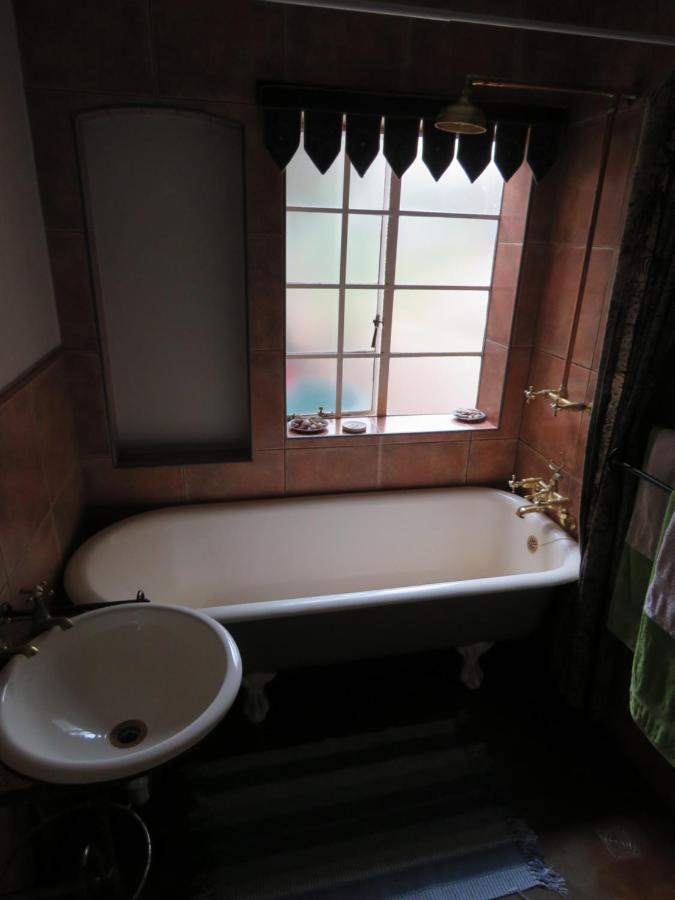 Fountain Baths Guest Cottages 巴伯顿 外观 照片